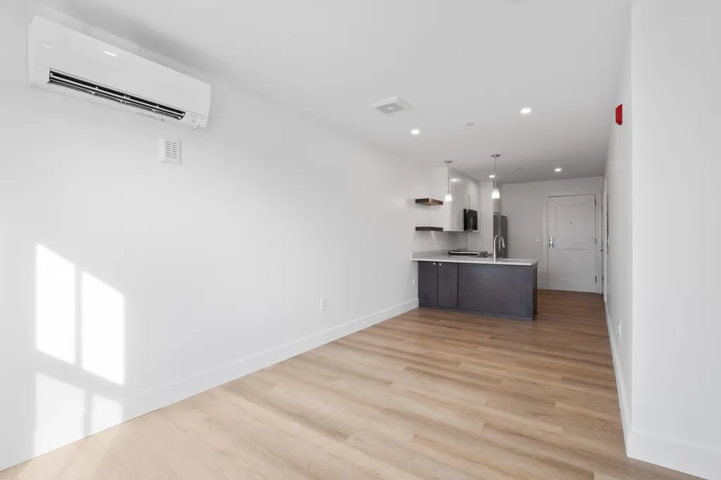 238 Deer Street Portsmouth NH 03801