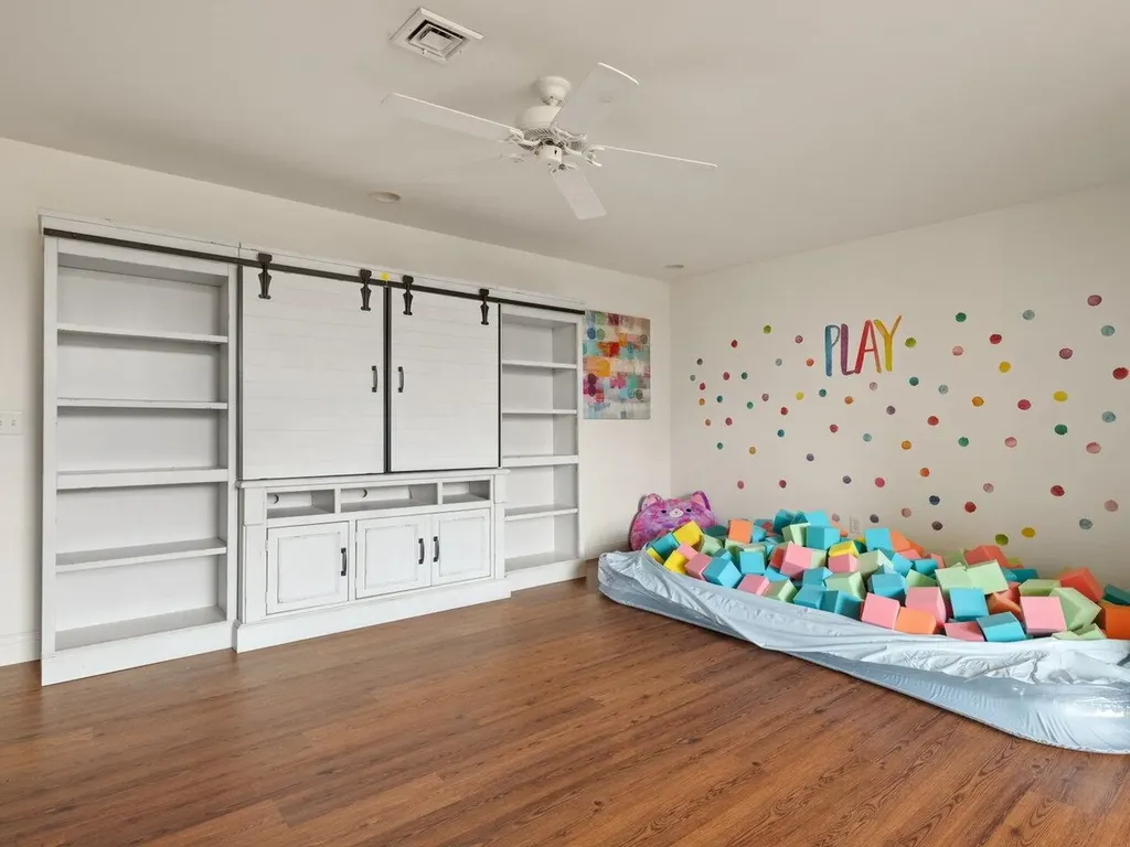 62 Crispin Drive South Burlington VT 05403