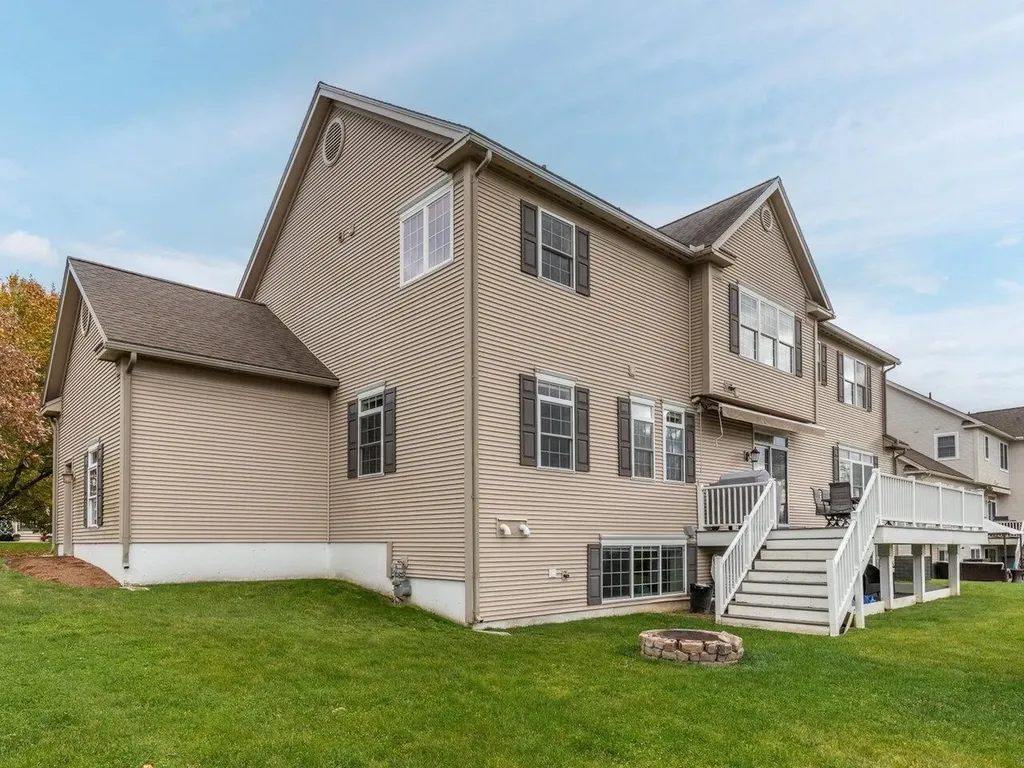 62 Crispin Drive South Burlington VT 05403