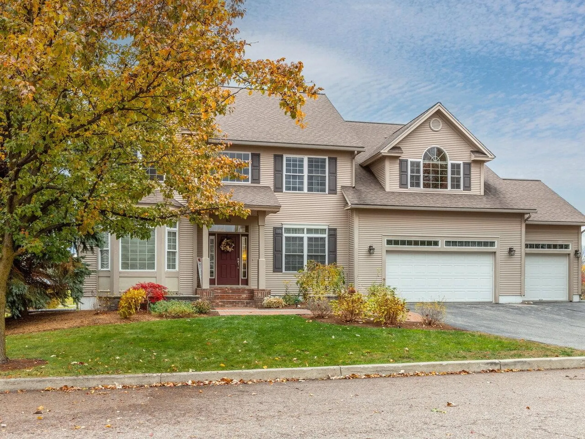 62 Crispin Drive South Burlington VT 05403