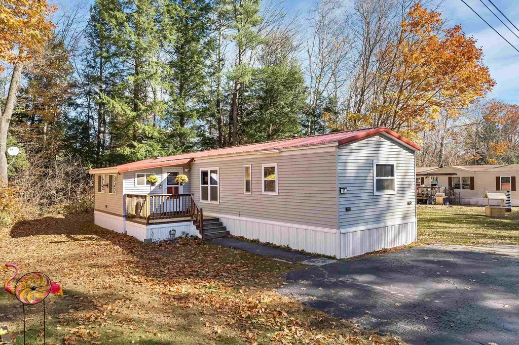 33 Turkey Drive Belmont NH 03220