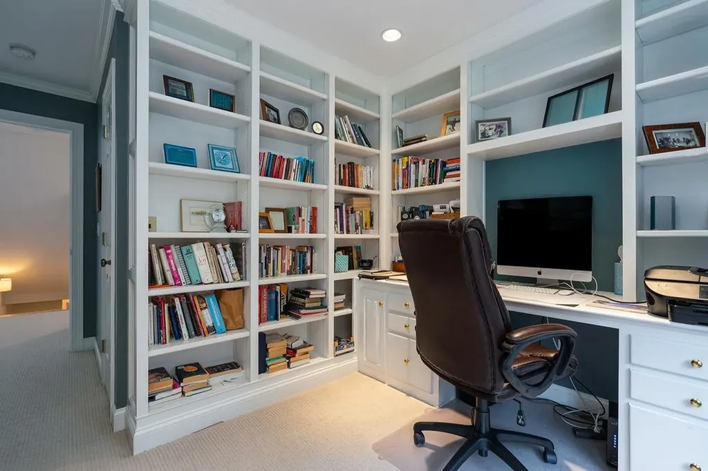 579 Sagamore Avenue Portsmouth NH 03801