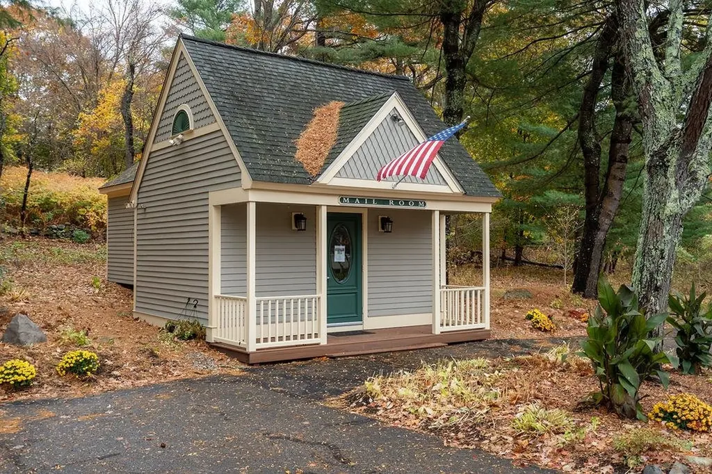 579 Sagamore Avenue Portsmouth NH 03801