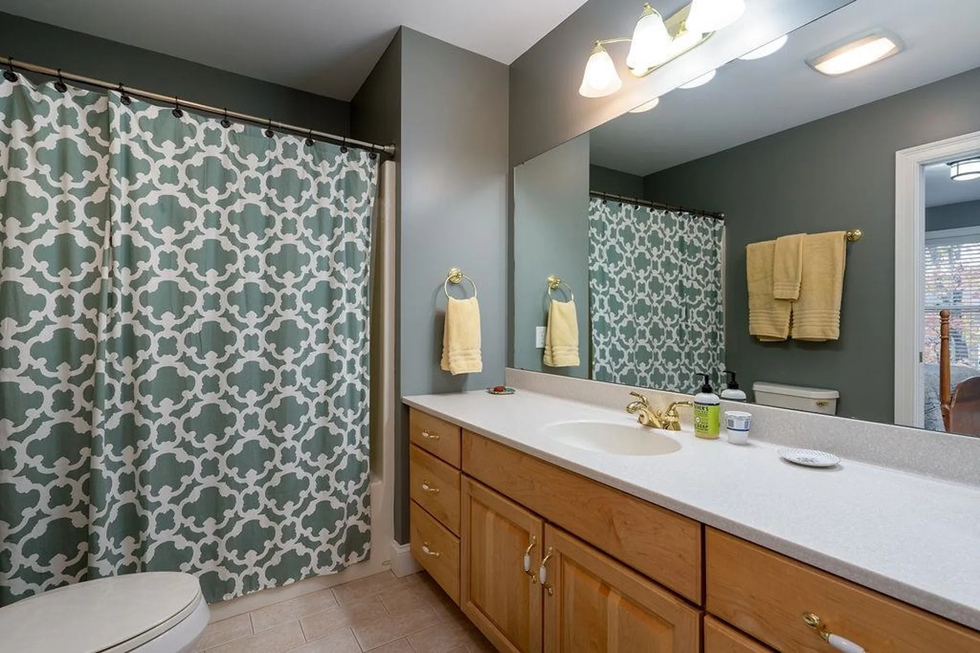 579 Sagamore Avenue Portsmouth NH 03801