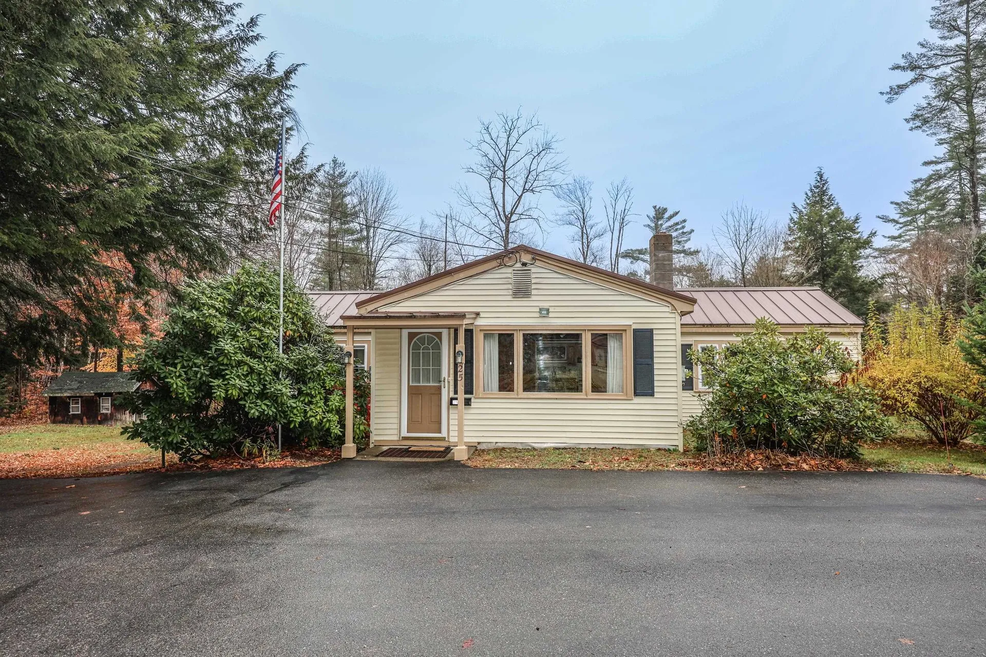 25 Melody Lane Hillsborough NH 03244