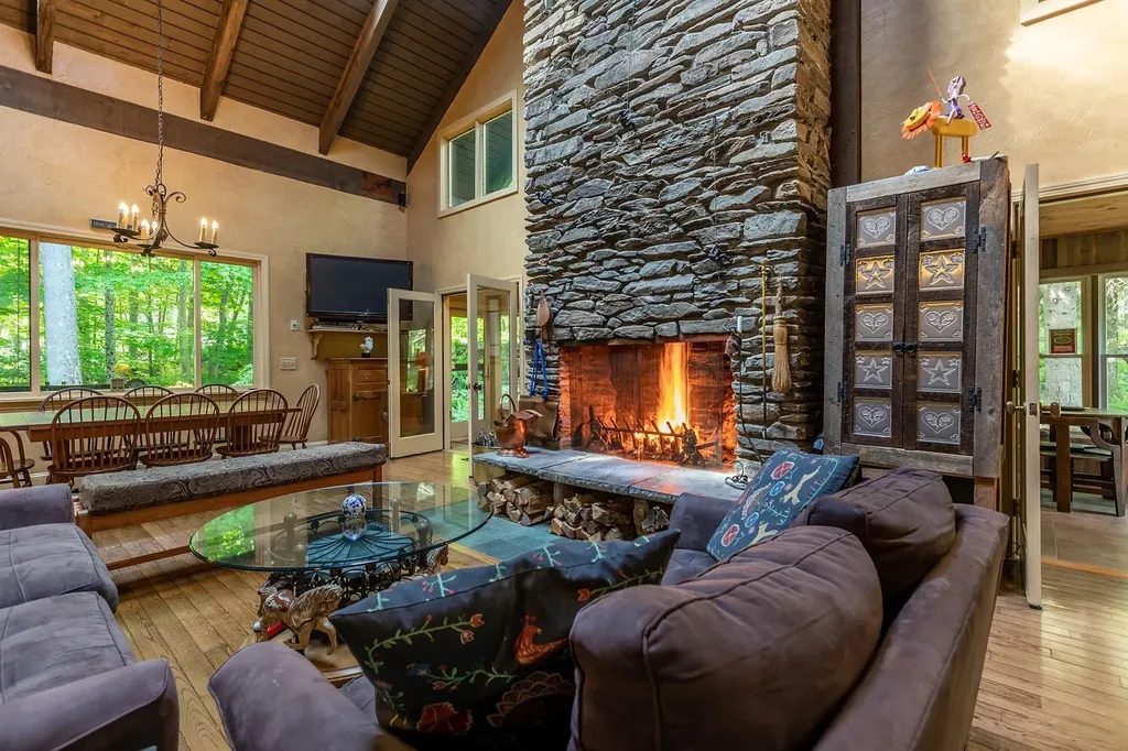 11 Founders Hill Road Winhall VT 05340