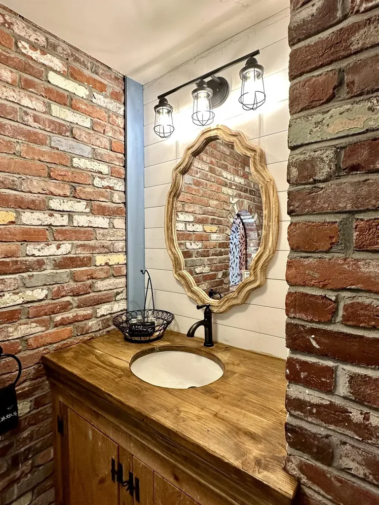 648 Route 103a Newbury NH 03255