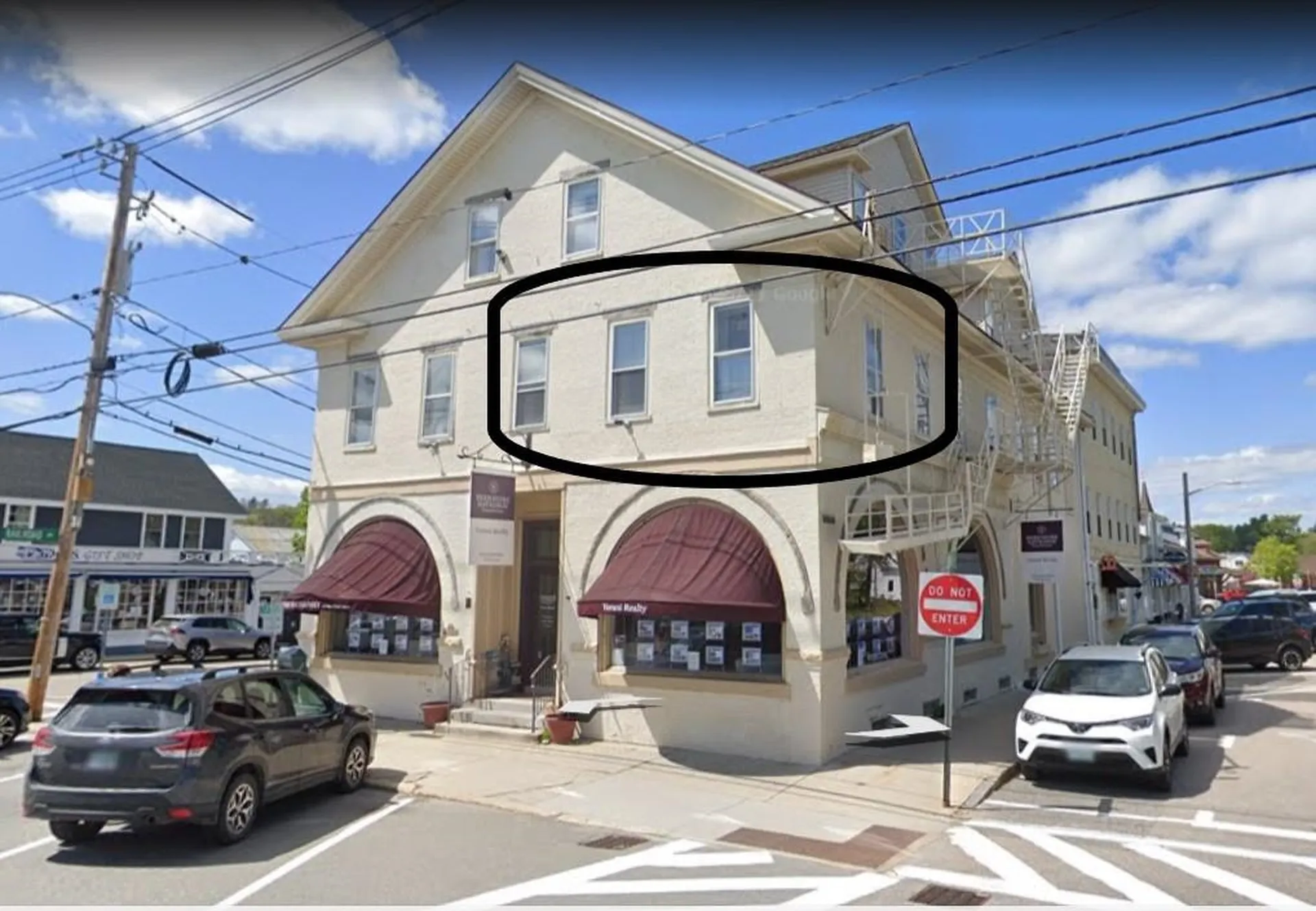 22 South Main Street Wolfeboro NH 03894