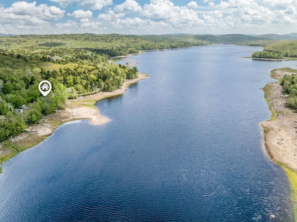1050 Goose Pond Road Canaan NH 03741