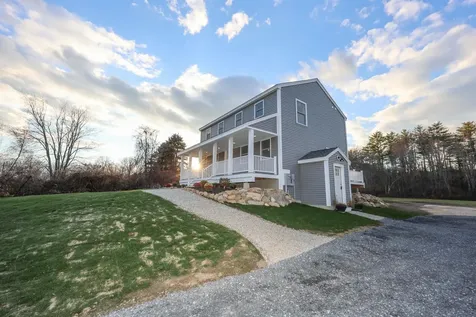 578 Rollins Road Rollinsford NH 03869