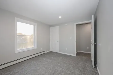 578 Rollins Road Rollinsford NH 03869