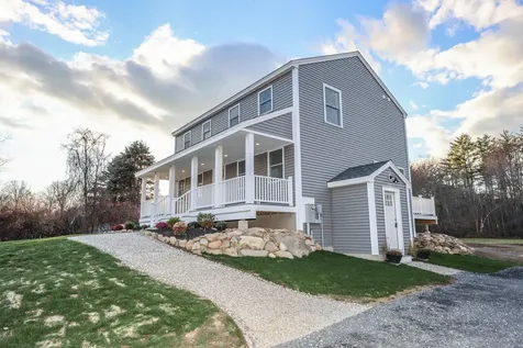 578 Rollins Road Rollinsford NH 03869