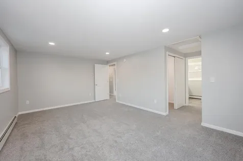 578 Rollins Road Rollinsford NH 03869