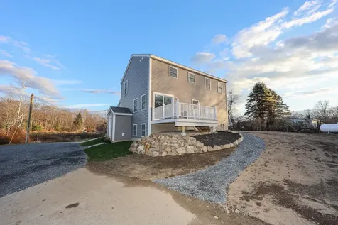 578 Rollins Road Rollinsford NH 03869