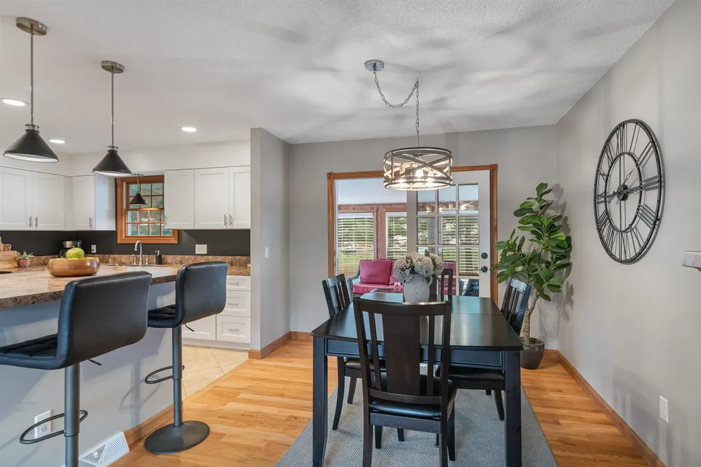 3040 Cochran Road Richmond VT 05477