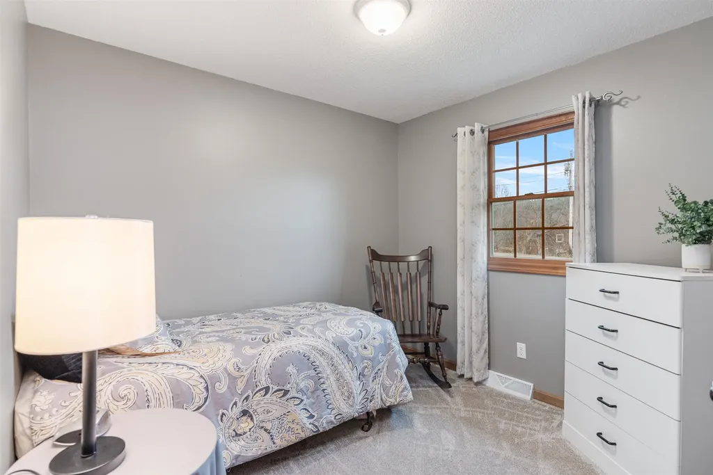 3040 Cochran Road Richmond VT 05477