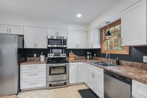 3040 Cochran Road Richmond VT 05477