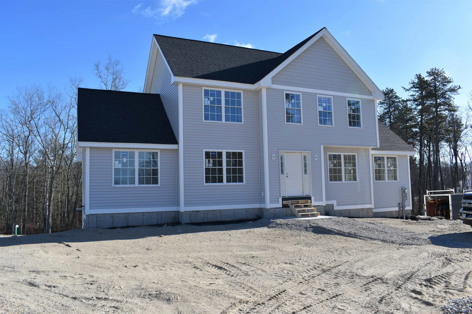 39 Daniel Road Derry NH 03038