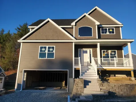 3 Mulligan Way Kingston NH 03848