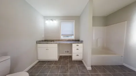 3 Mulligan Way Kingston NH 03848