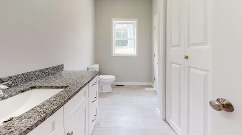 3 Mulligan Way Kingston NH 03848