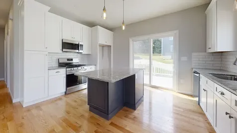 3 Mulligan Way Kingston NH 03848