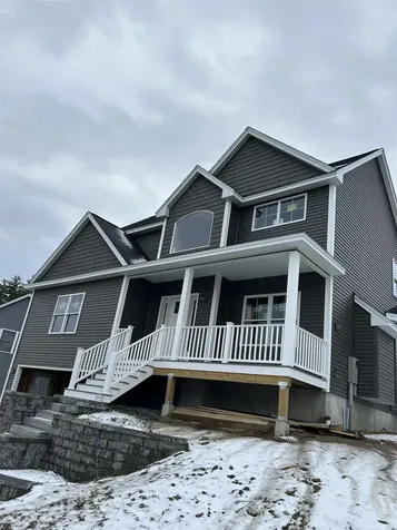 3 Mulligan Way Kingston NH 03848