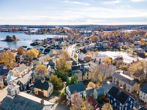 425 Pleasant Street Portsmouth NH 03801