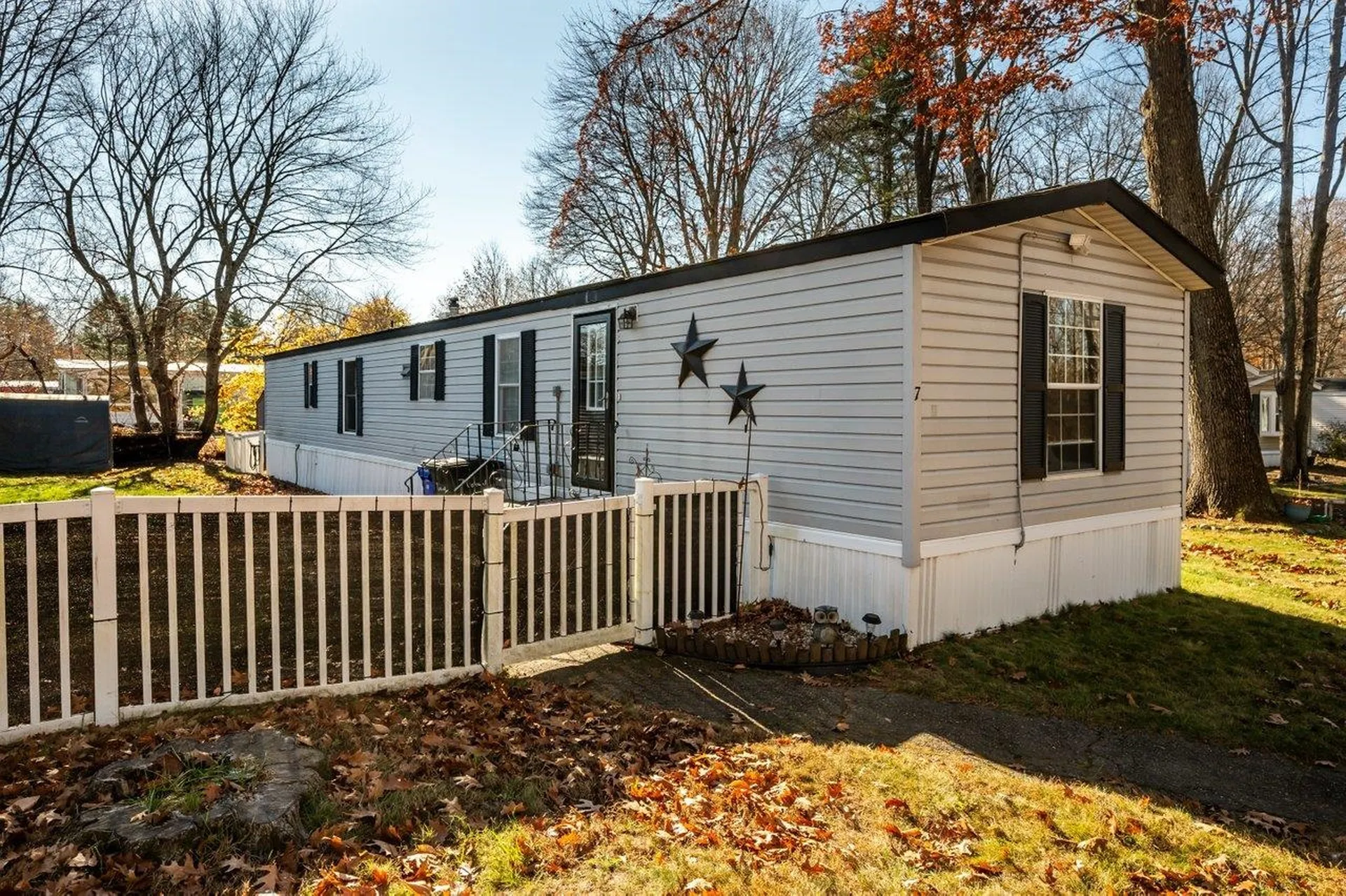 7 Cornwall Avenue Exeter NH 03833