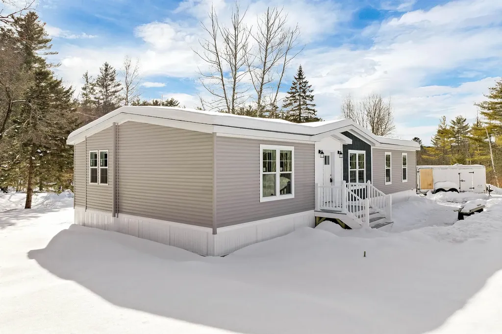 56 Sanborn Road Ashland NH 03256