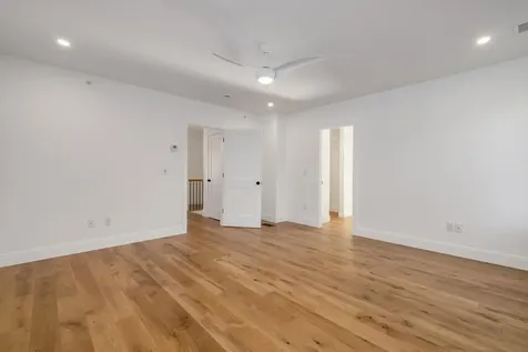 231 Sage Lane Portsmouth NH 03801