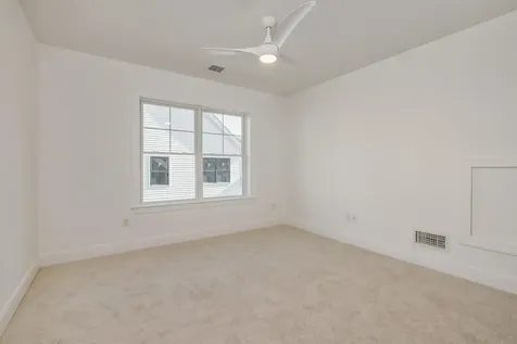 231 Sage Lane Portsmouth NH 03801