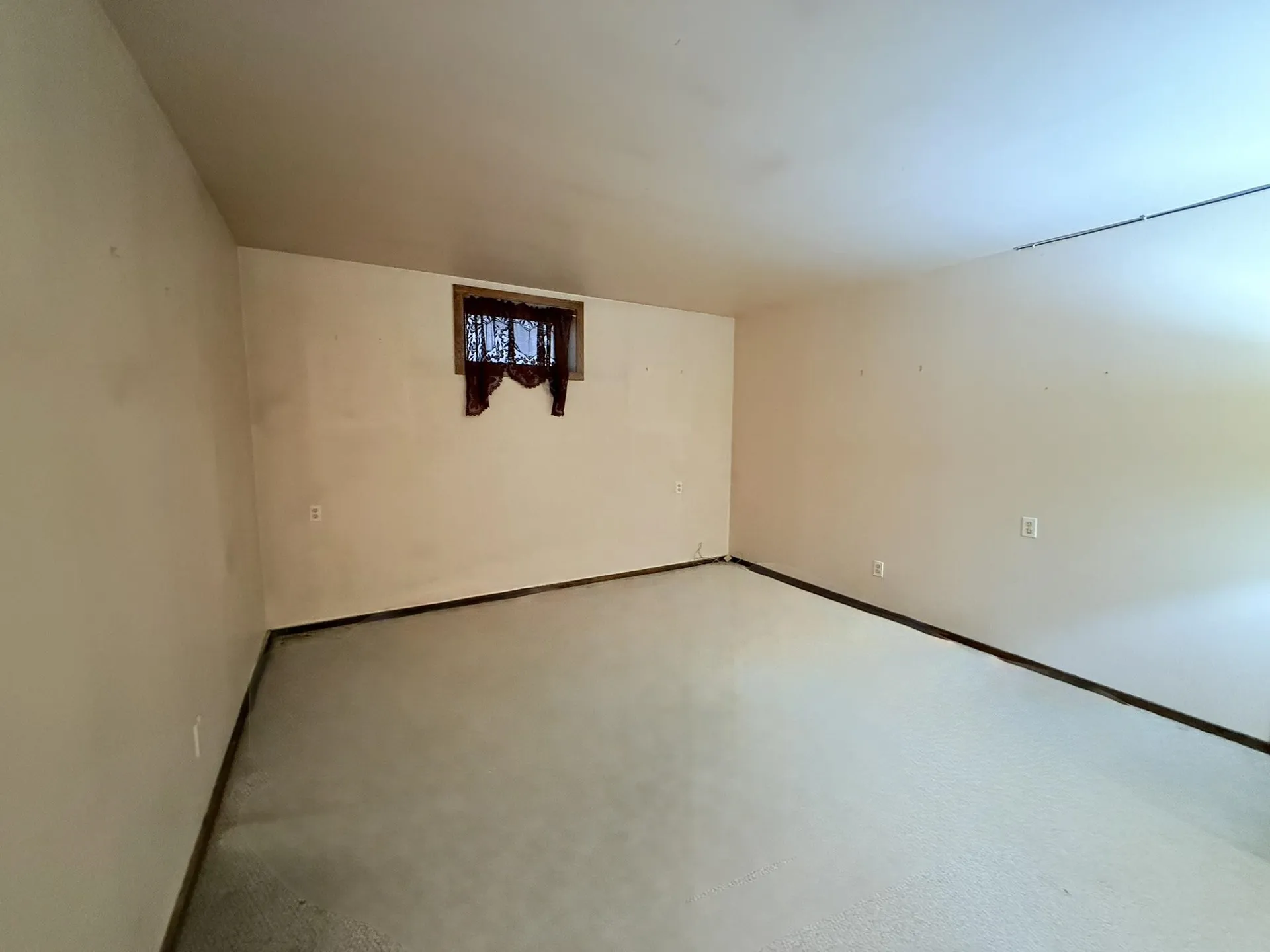 12 Cook Place Claremont NH 03743