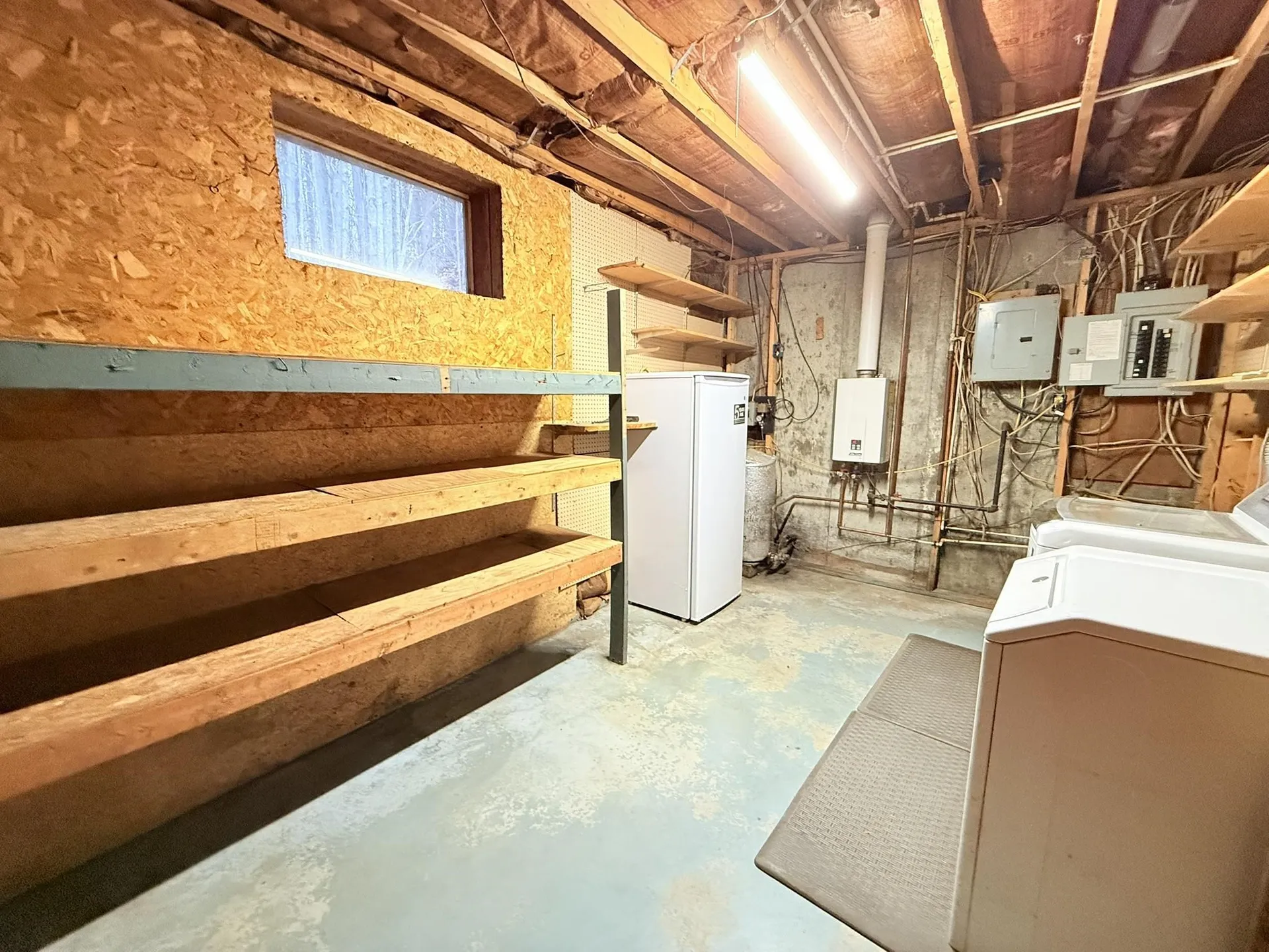 12 Cook Place Claremont NH 03743