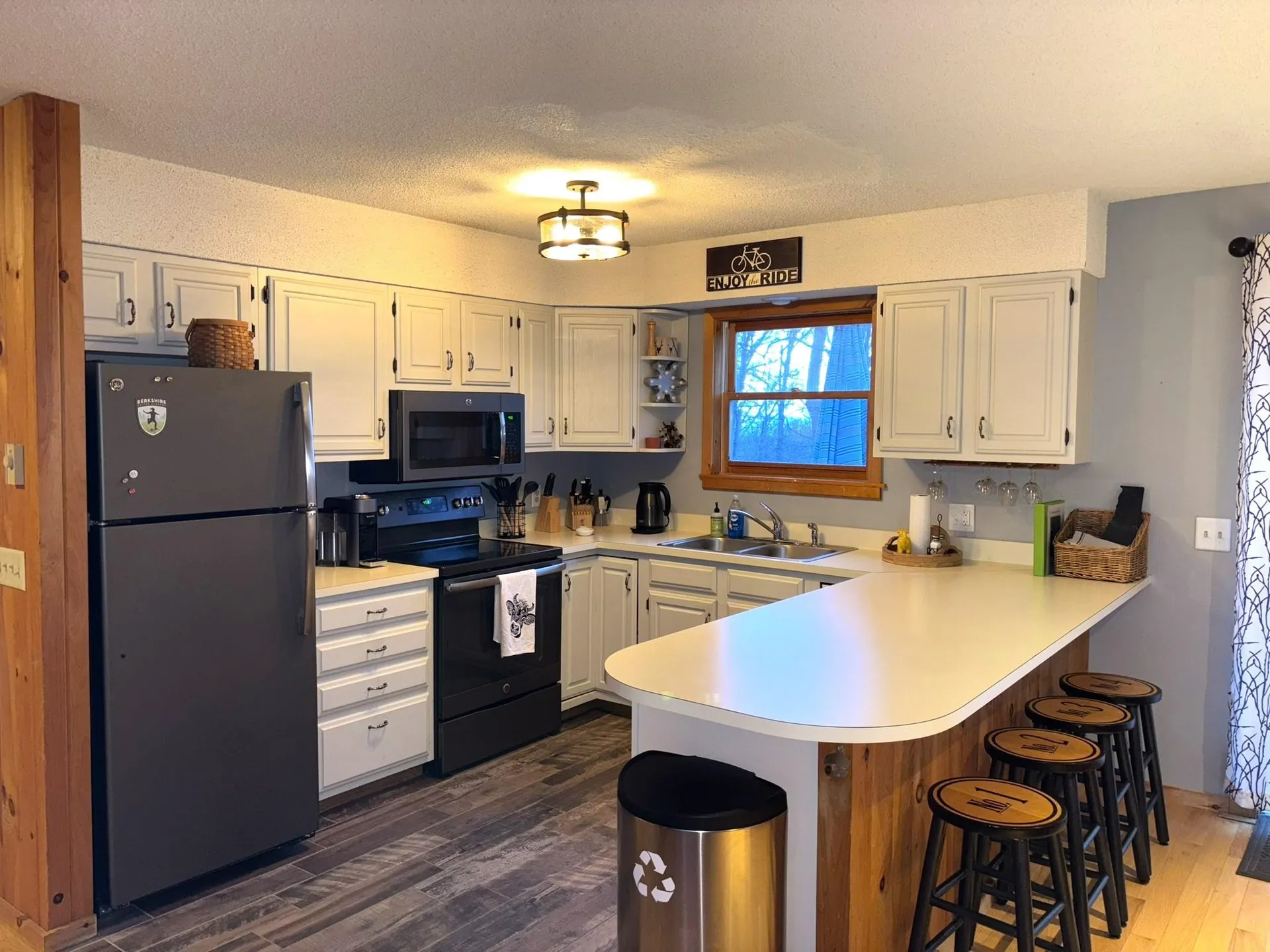 23 Upper Howes Way Wilmington VT 05363