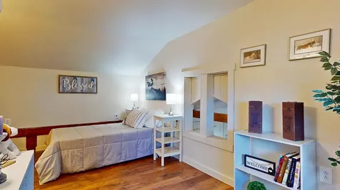 10 Tracy Road South Hero VT 05486