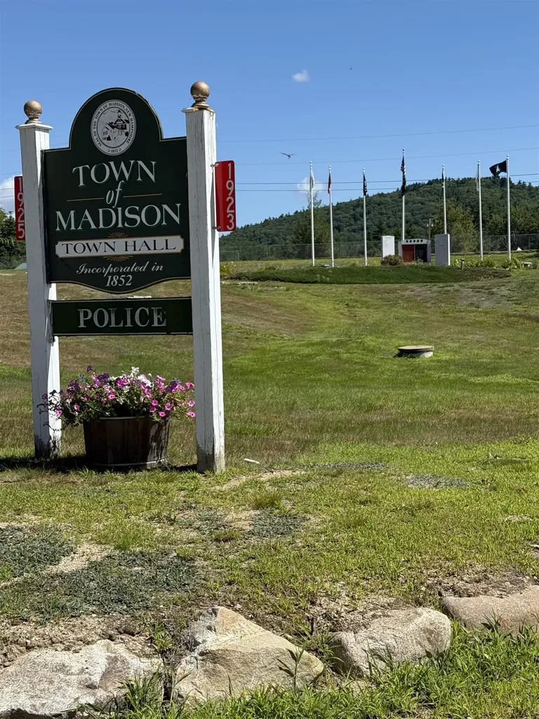 52 Appenvel Way Madison NH 03849