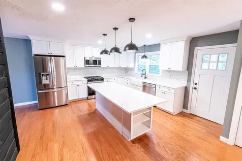 9 Hilltop Drive Plymouth NH 03264