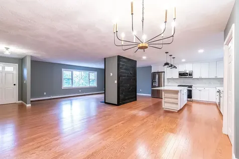 9 Hilltop Drive Plymouth NH 03264
