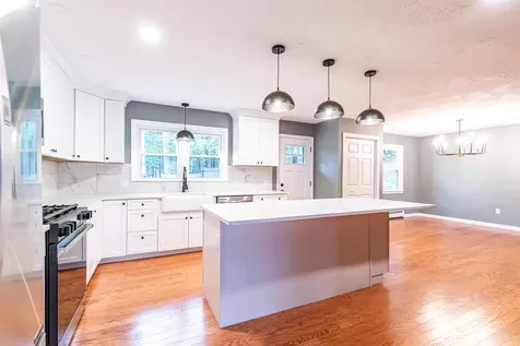 9 Hilltop Drive Plymouth NH 03264