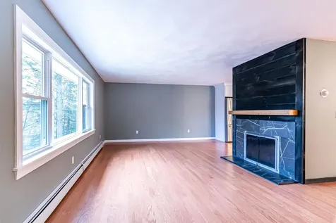 9 Hilltop Drive Plymouth NH 03264