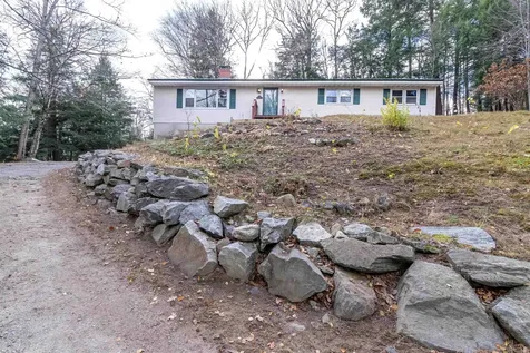 9 Hilltop Drive Plymouth NH 03264