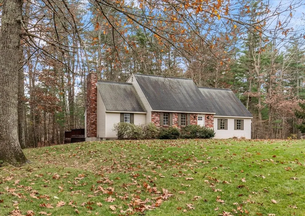 13 Oxbow Lane Derry NH 03038
