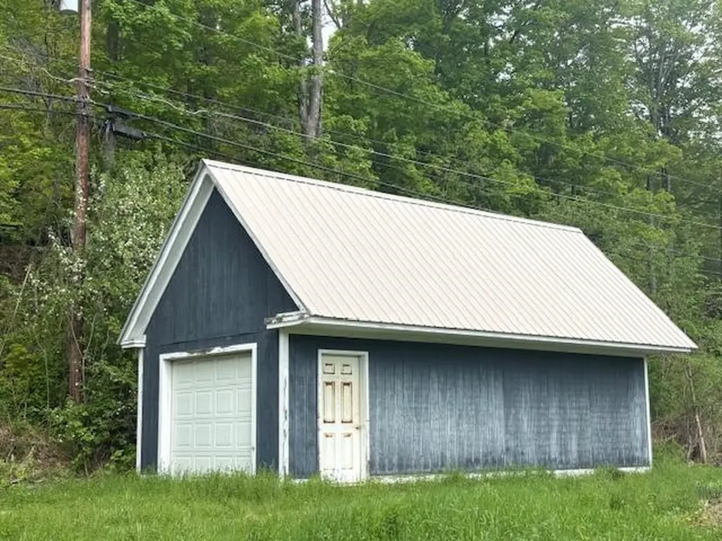5747 Us Route 4 Bridgewater VT 05034
