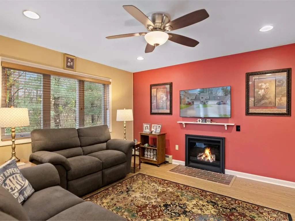 53 Cumberland Road Burlington VT 05408