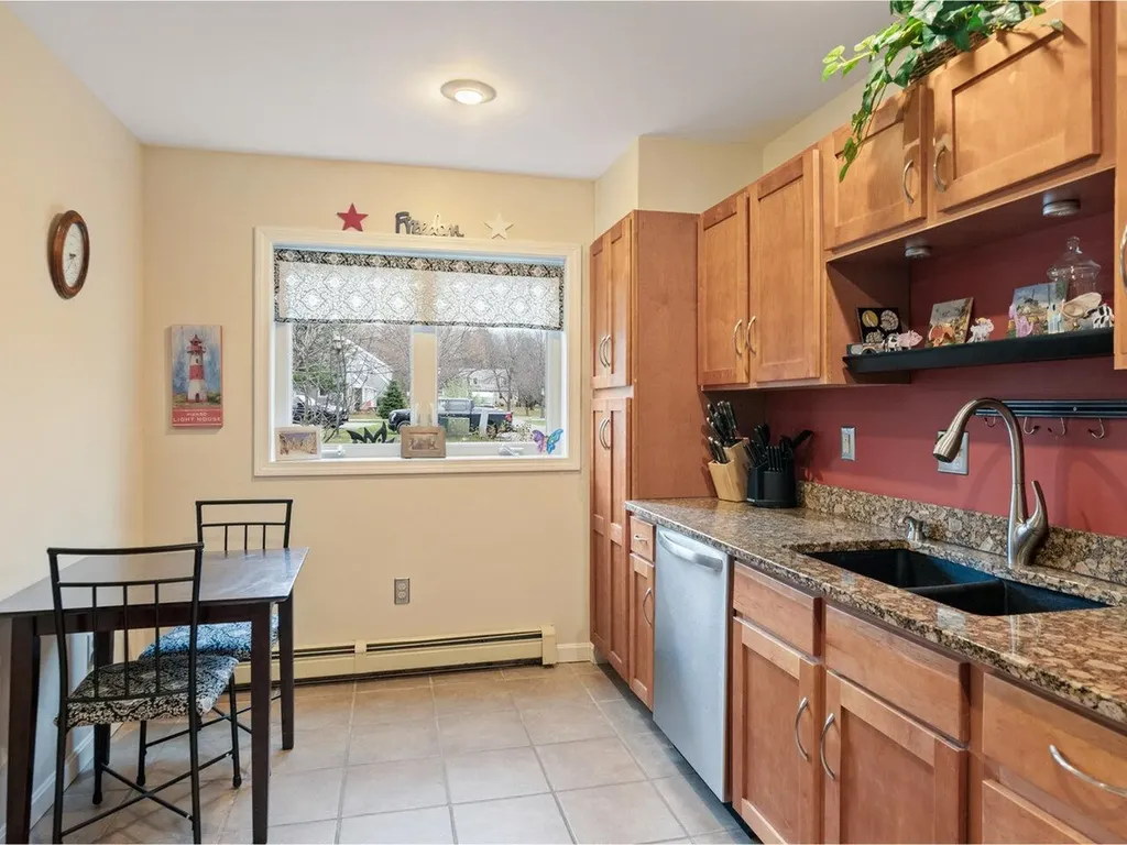 53 Cumberland Road Burlington VT 05408