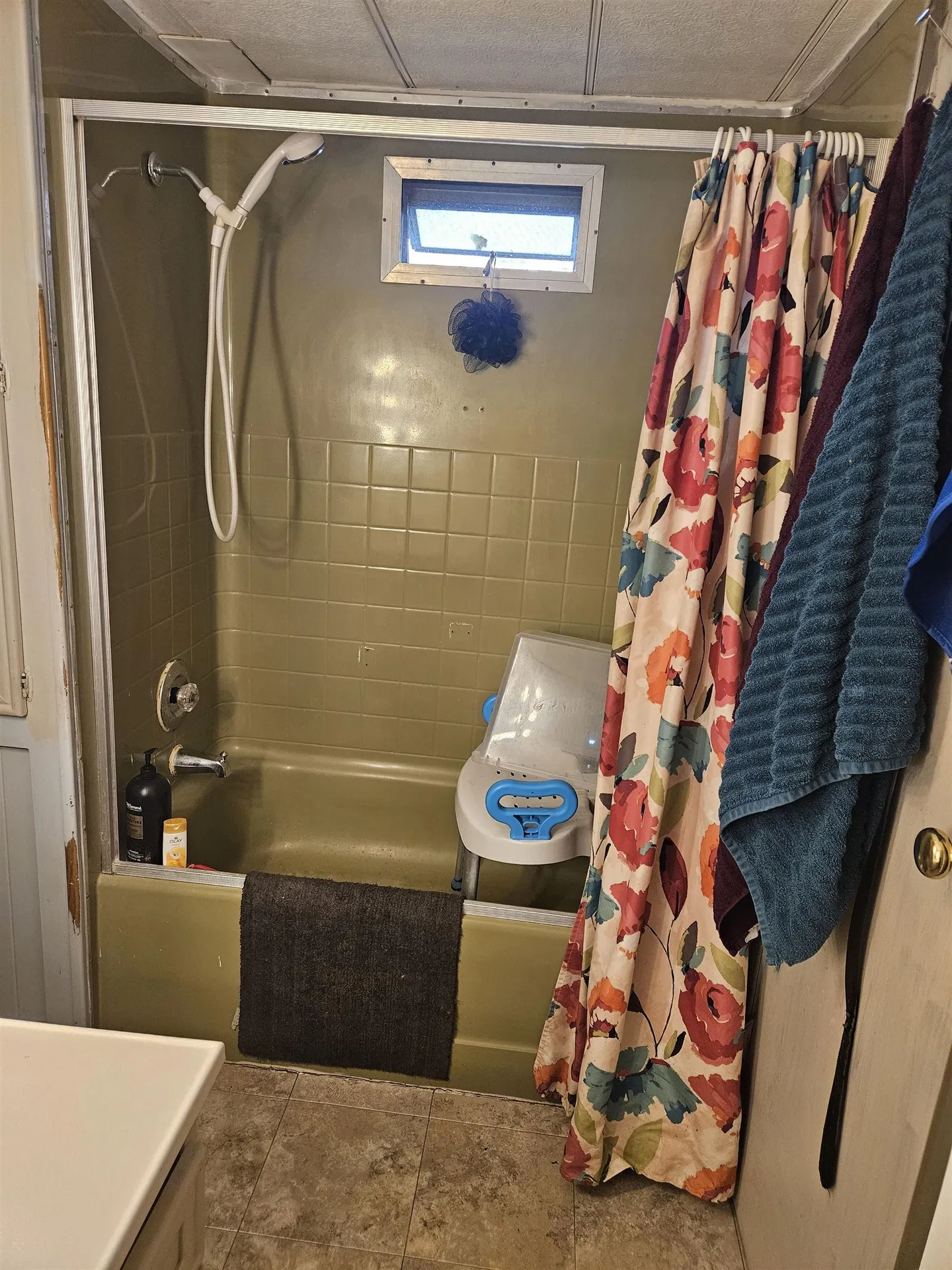 28 Madison Place Claremont NH 03743