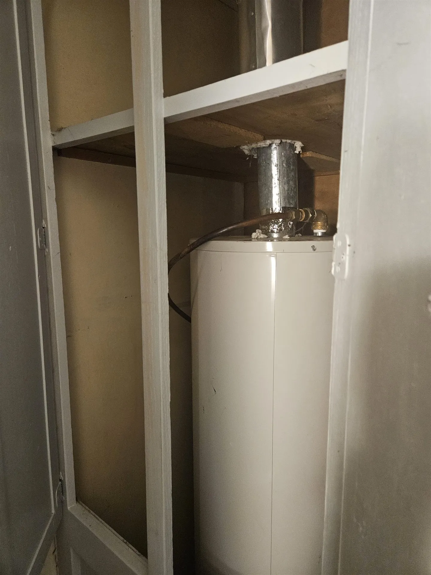 28 Madison Place Claremont NH 03743