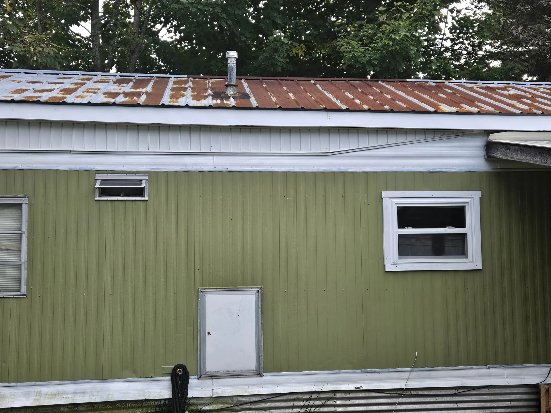 28 Madison Place Claremont NH 03743