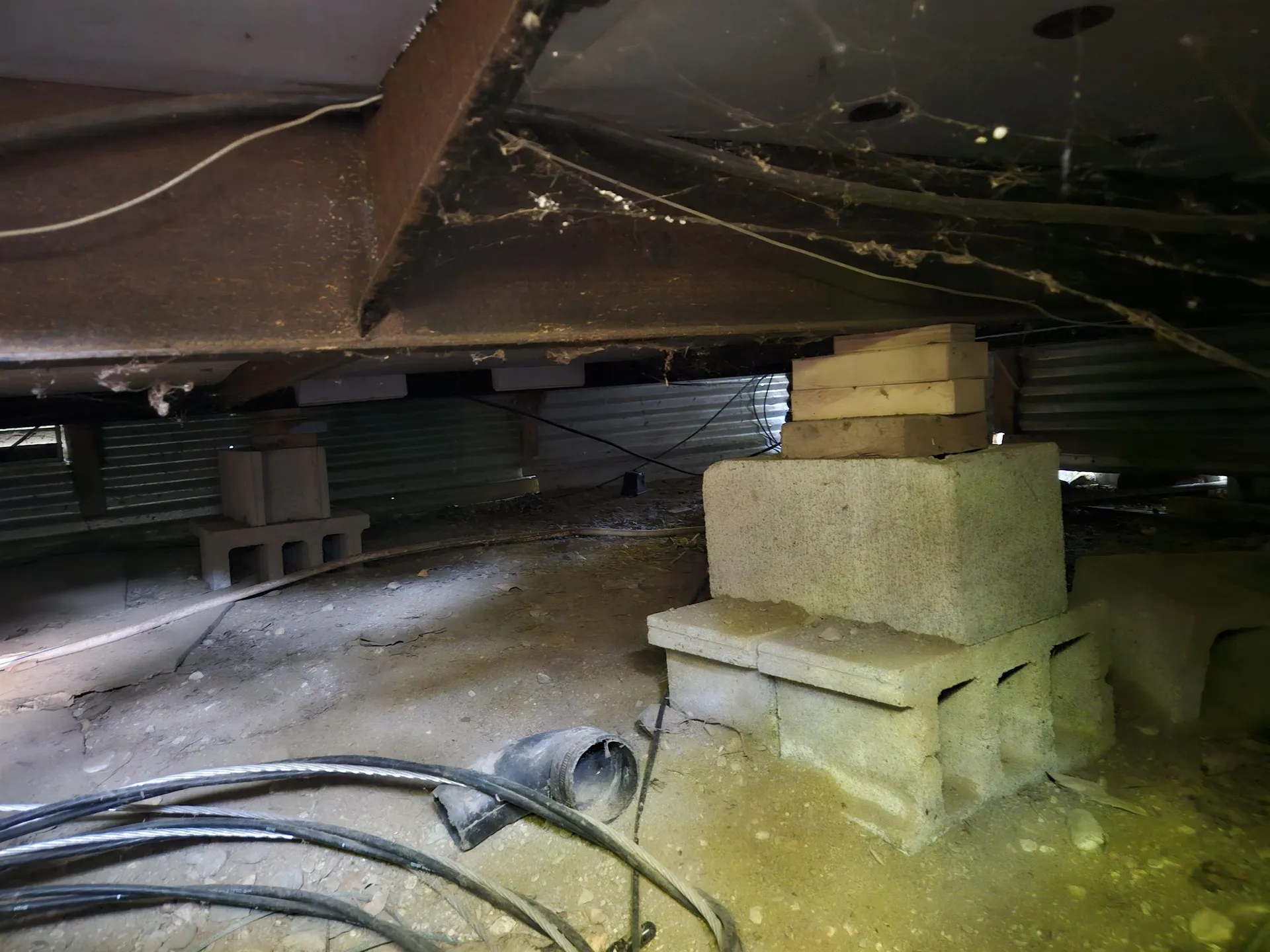 28 Madison Place Claremont NH 03743